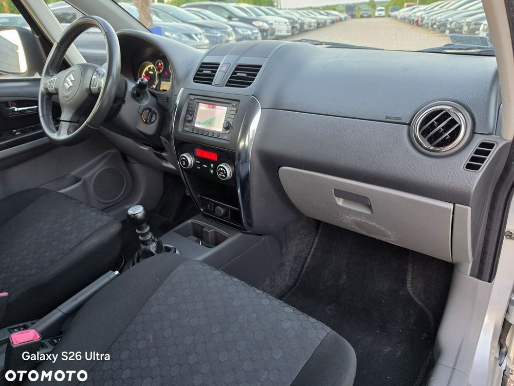 Suzuki SX4 - 31