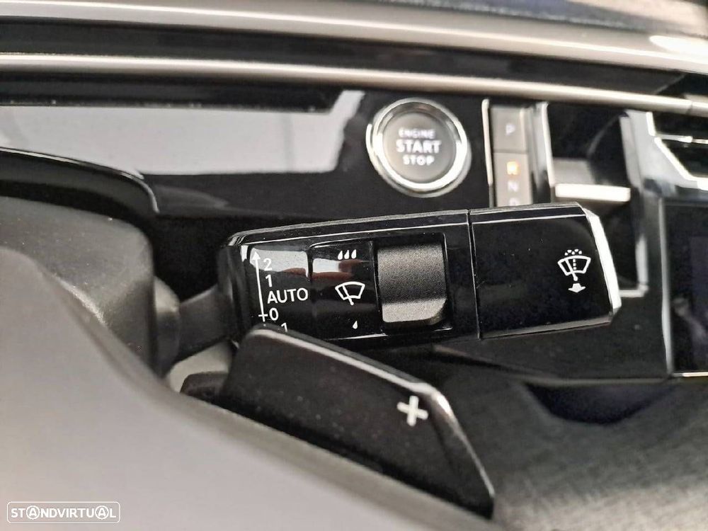 Peugeot 3008 1.2 Hybrid Allure e-DCS6 - 15