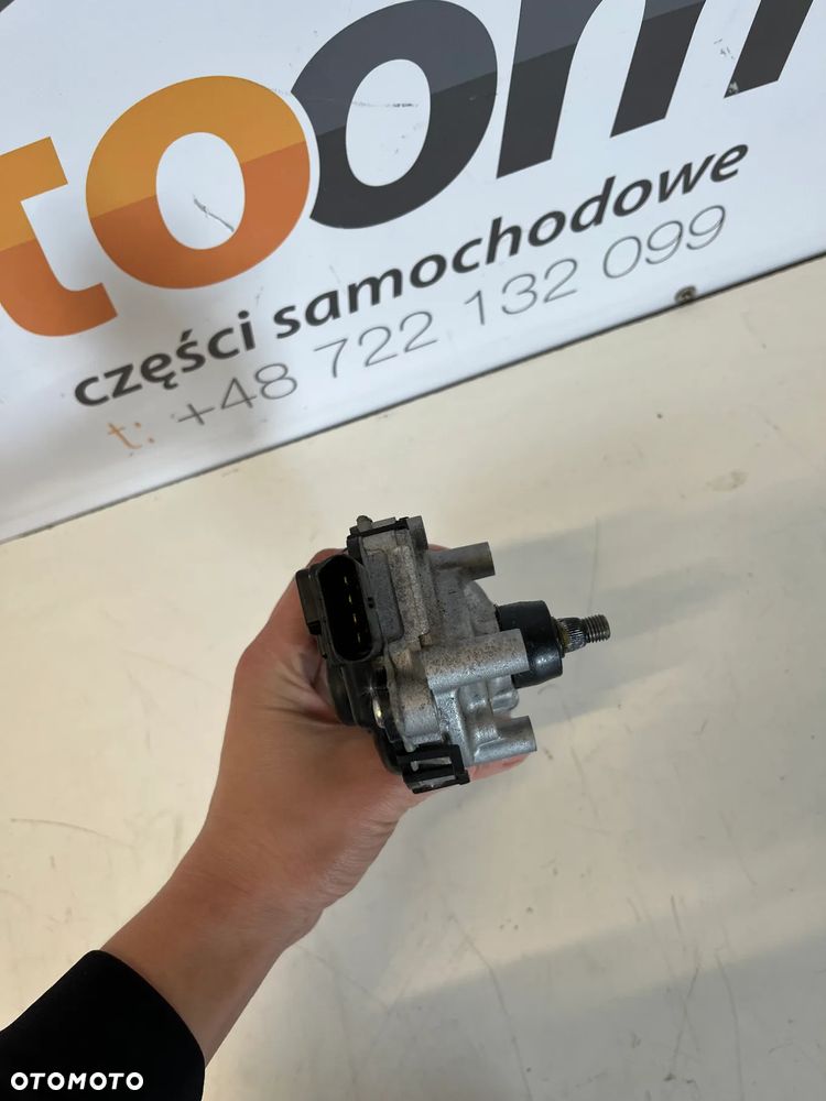 SILNIK WYCIERACZEK PRZÓD BMW G01 7399004 SILNICZEK - 3