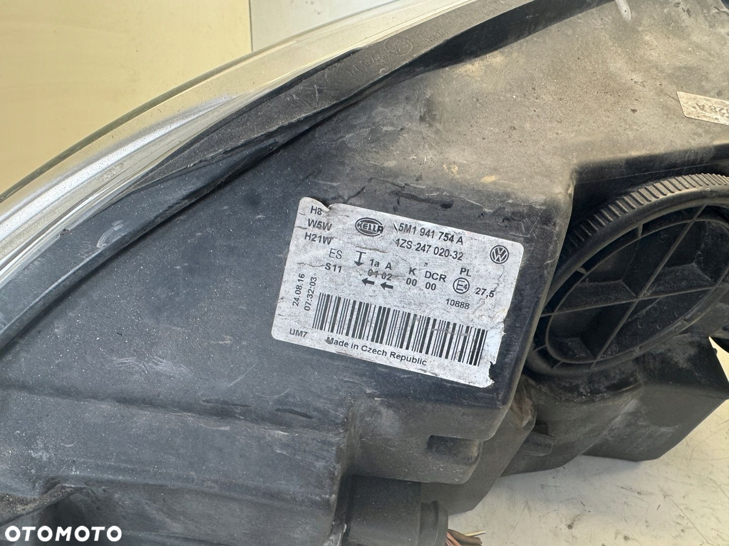VW GOLF V PLUS LAMPA PRAWY PRZÓD XENON 5M1941754A - 10