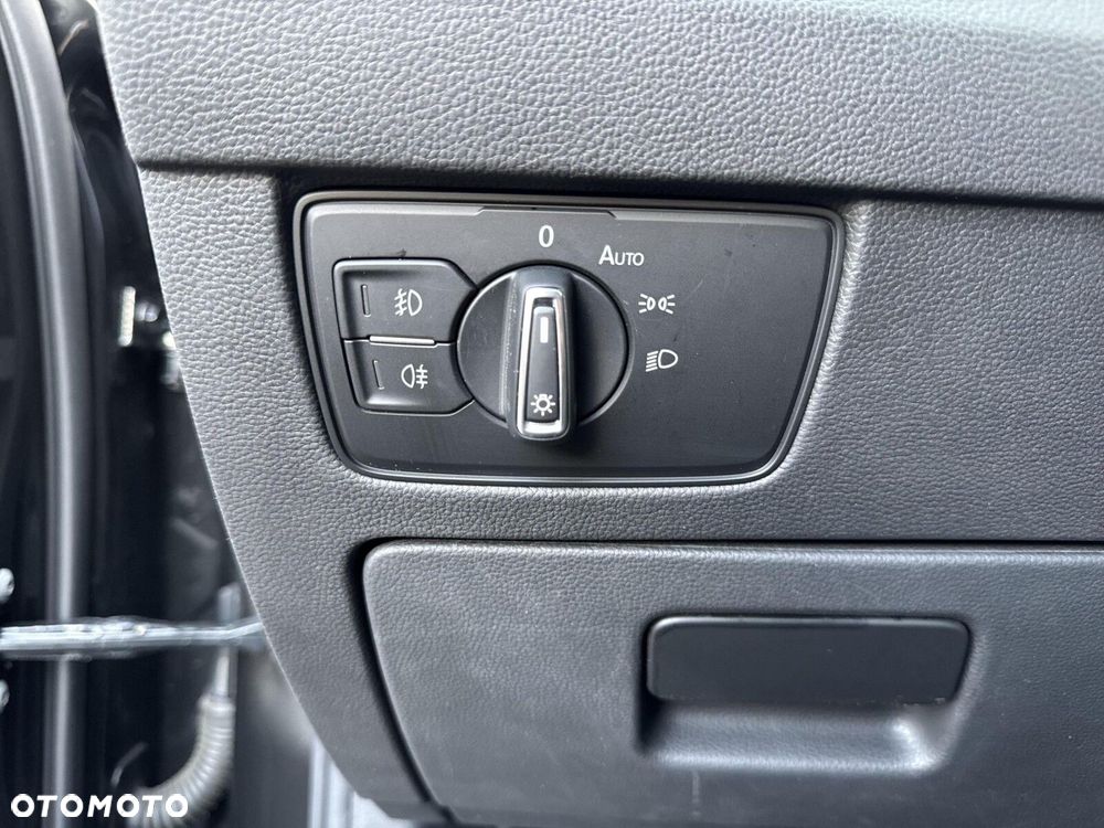 Volkswagen Passat 2.0 TDI EVO Business - 23