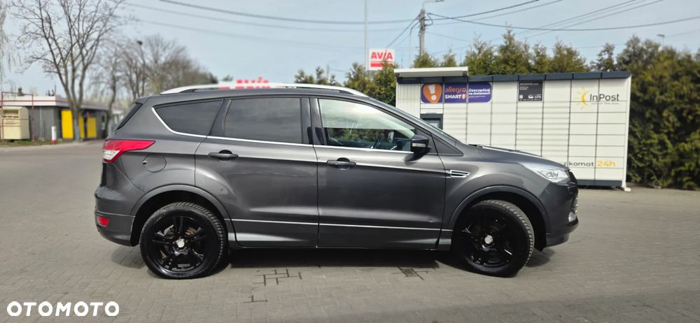 Ford Kuga 2.0 TDCi 2x4 Titanium - 17