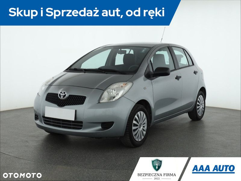 Toyota Yaris - 2