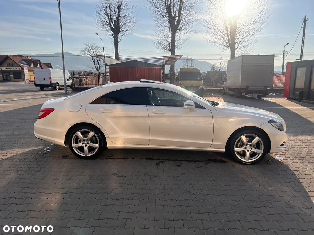 Mercedes-Benz CLS 350 CDI 4-Matic BlueEff - 6