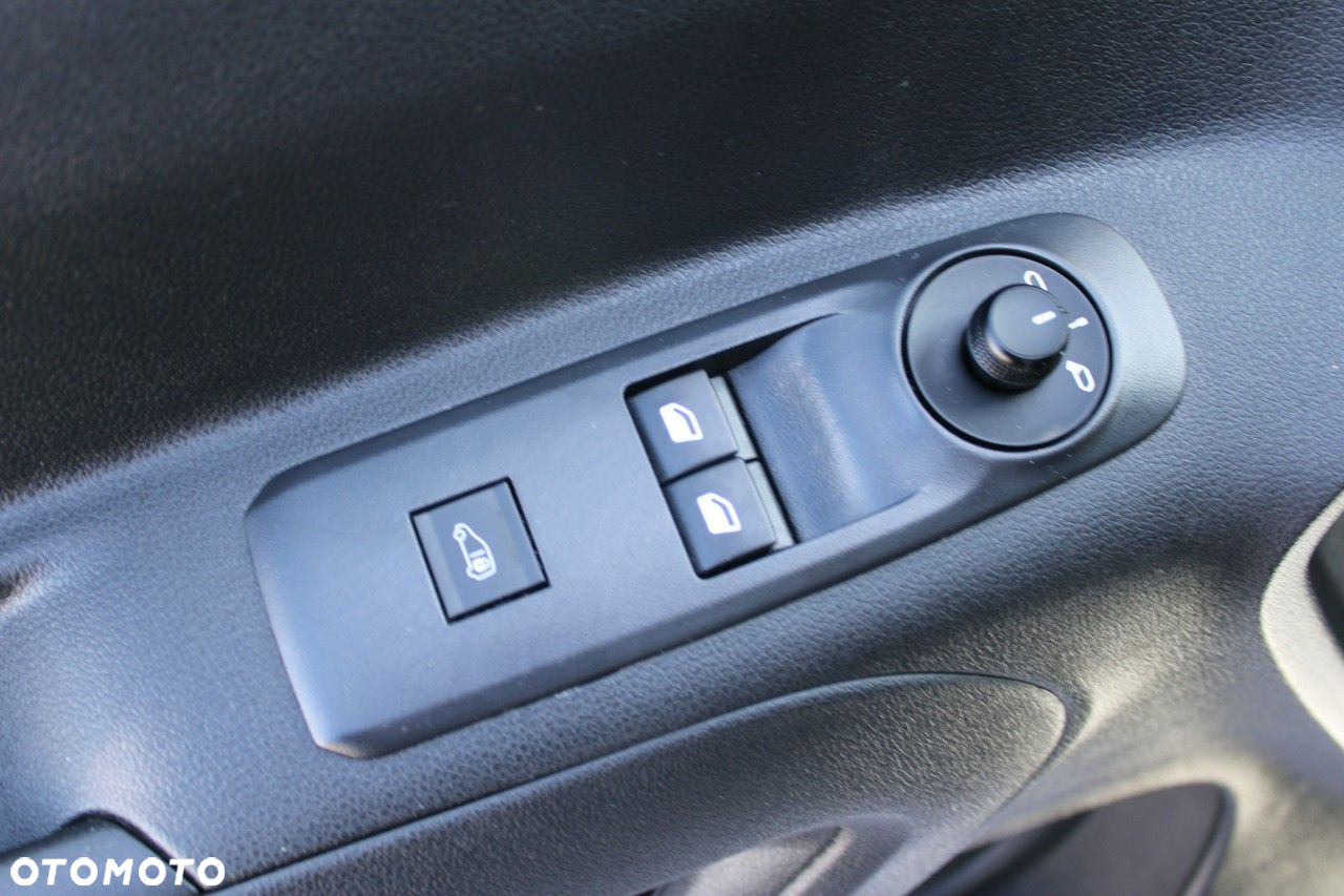 Toyota Proace City - 13