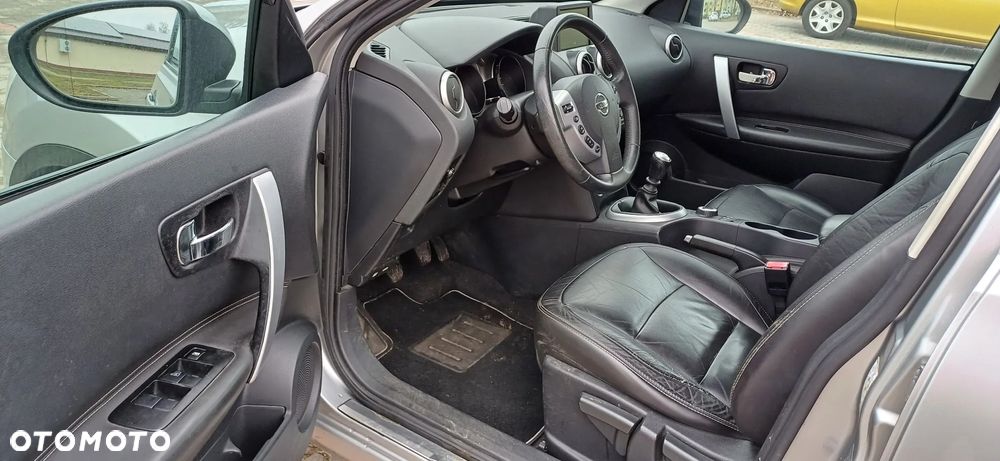 Nissan Qashqai 2.0 4 x 4 tekna - 18