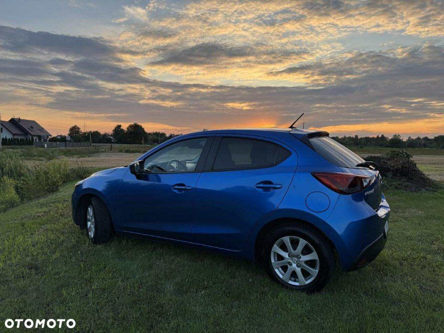 Mazda 2 - 5