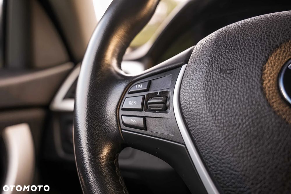 BMW Seria 4 420i xDrive - 28