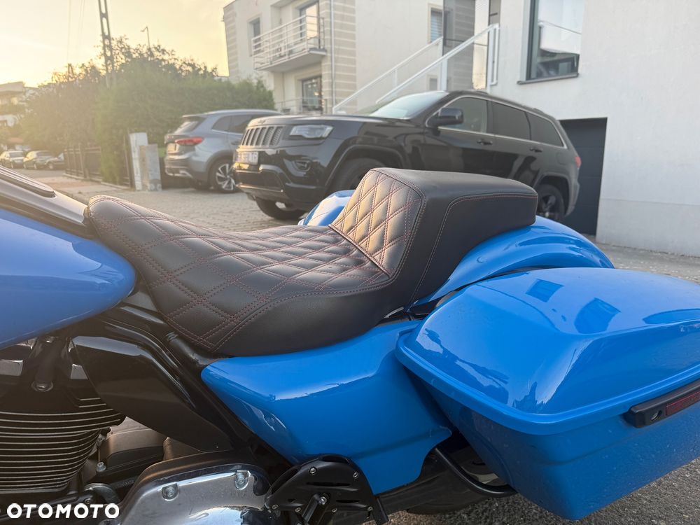 Harley-Davidson Touring Road Glide - 7