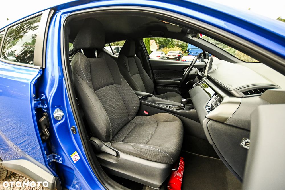 Toyota C-HR Business-Edition - 29