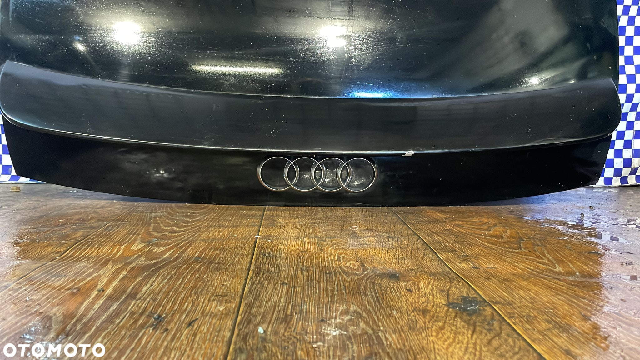 Audi TT 8N3 98- Klapa Bagażnika Tył Czarna (Cena Bez osprzętu ) - 3