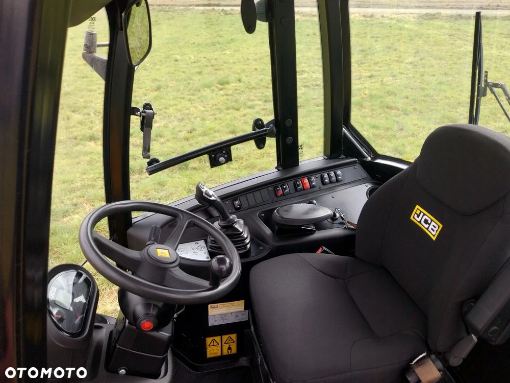 JCB 407 T4 - 23