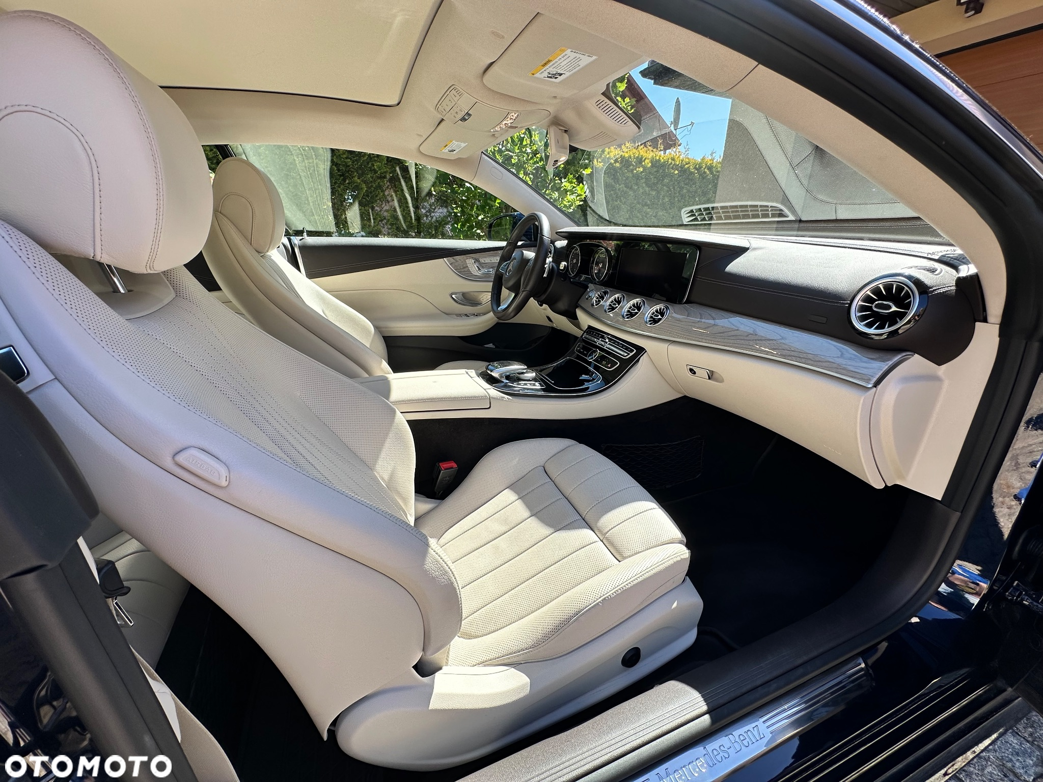 Mercedes-Benz Klasa E 400 4Matic Coupe 9G-TRONIC AMG Line - 11