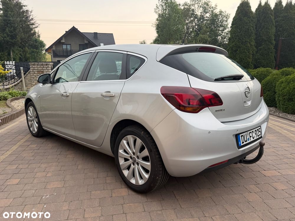 Opel Astra 1.6 Selection - 18