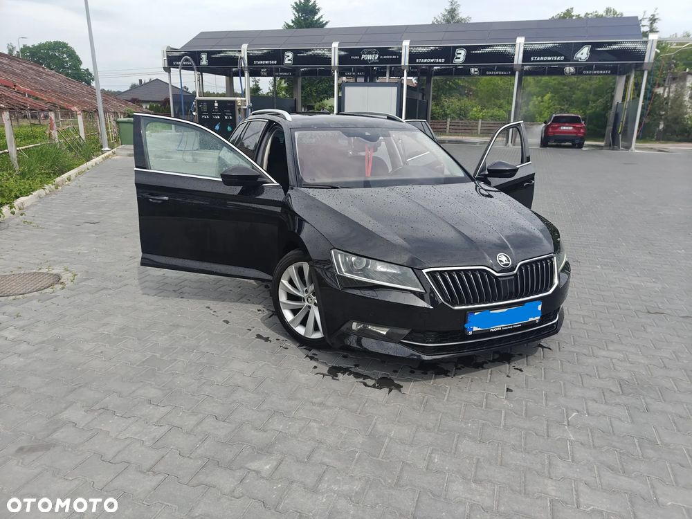Skoda Superb 2.0 TDI Ambition DSG - 1