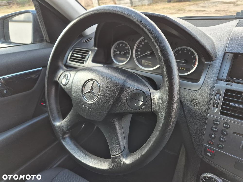 Mercedes-Benz Klasa C 180 T Kompressor Classic Starline - 19