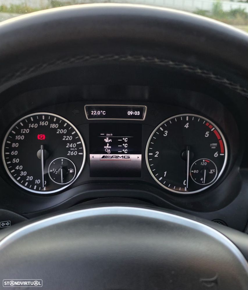 Mercedes-Benz A 180 CDI (BlueEFFICIENCY) Urban - 9