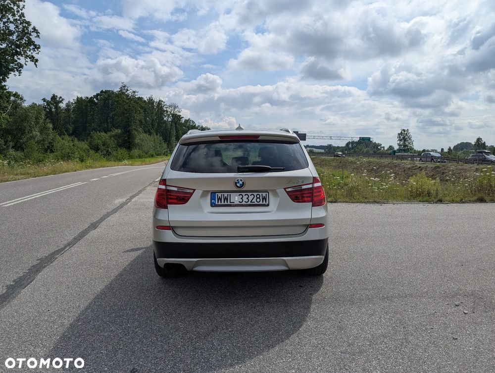 BMW X3 28i xDrive - 24