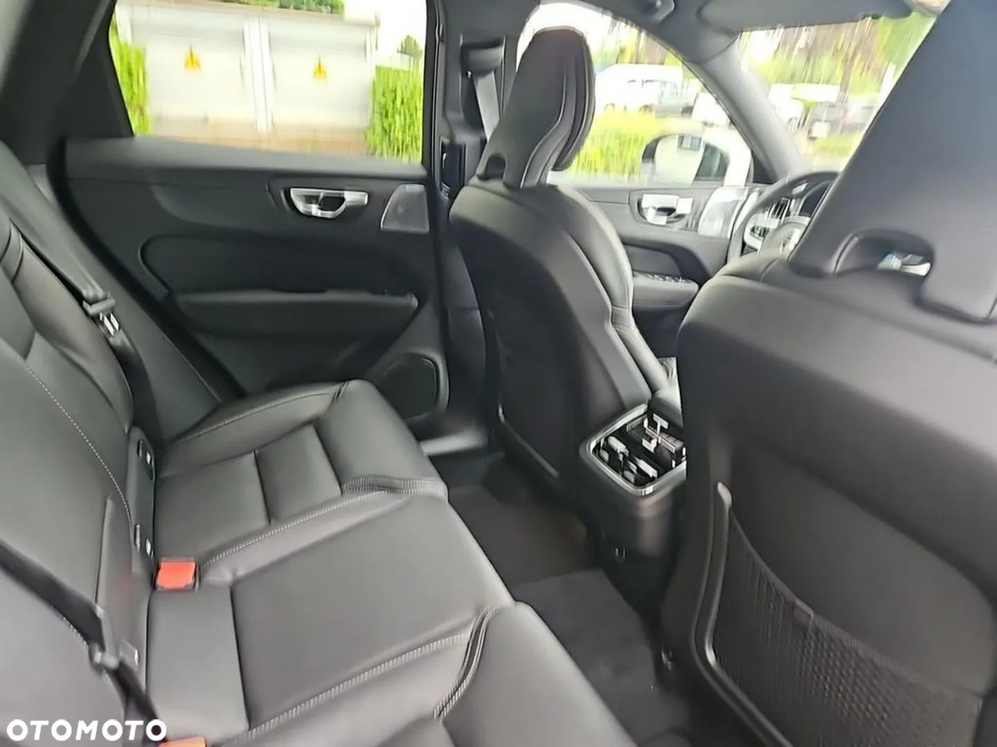 Volvo XC 60 B5 B AWD Ultra Black Edition - 30