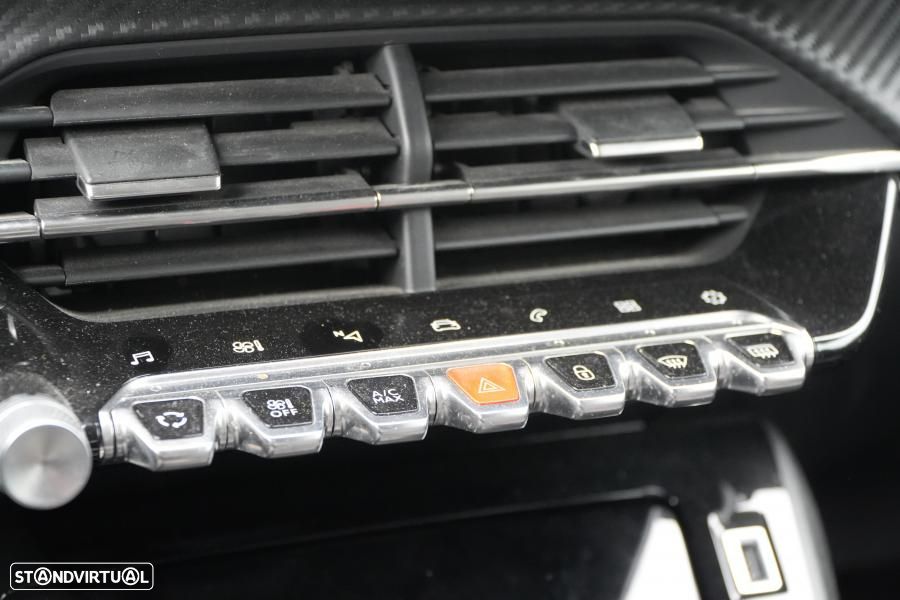 Peugeot 2008 1.2 PureTech Allure - 11