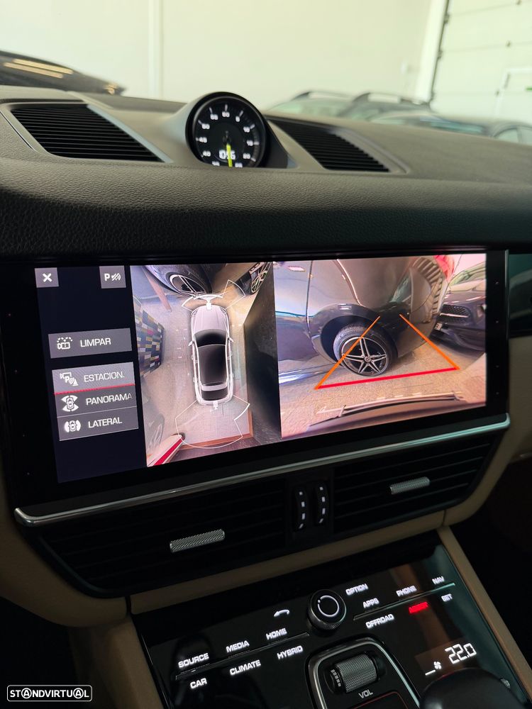 Porsche Cayenne Coupé E-Hybrid - 28