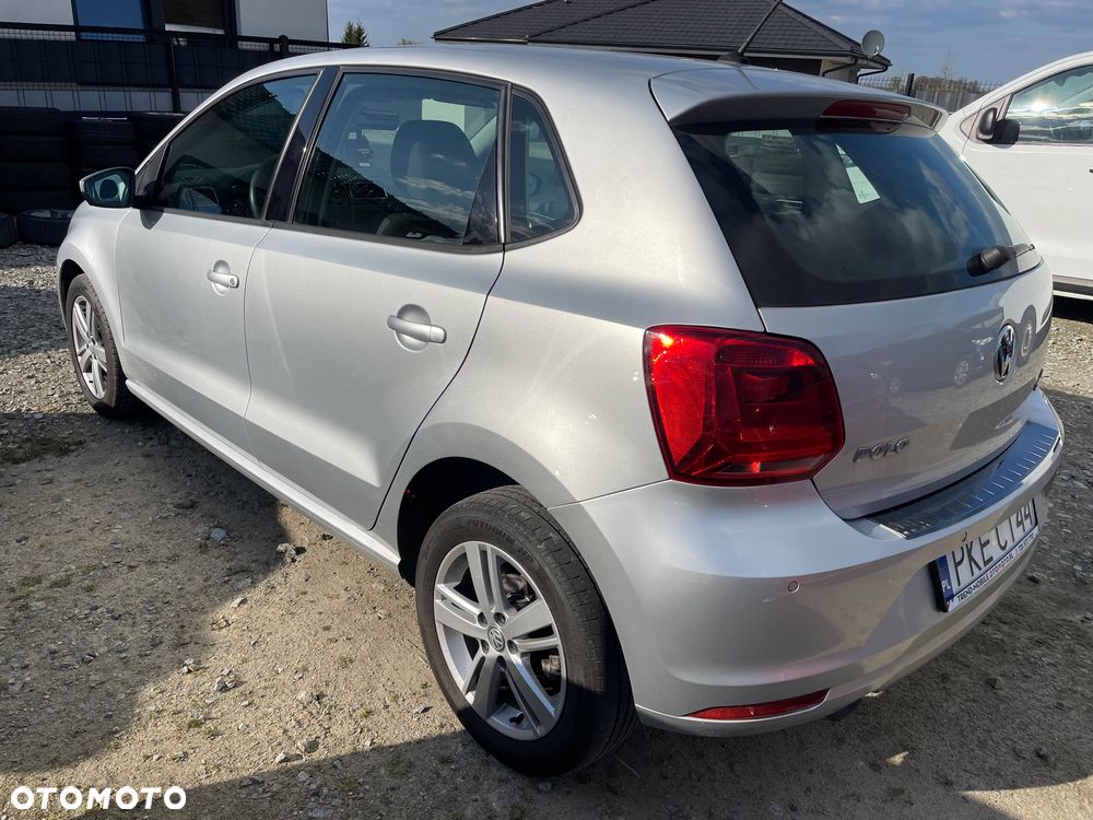 Volkswagen Polo 1.4 TDI Blue Motion Technology Lounge - 5