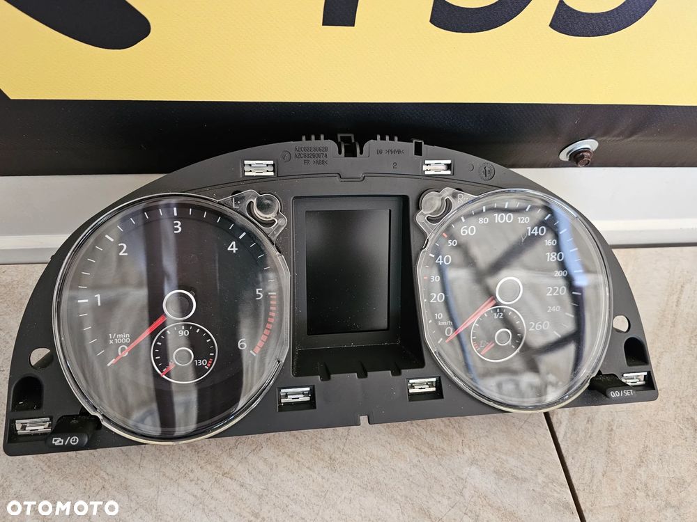 LICZNIK ZEGAR DO VW PASSATA B6 B7 3AA920870 - 2