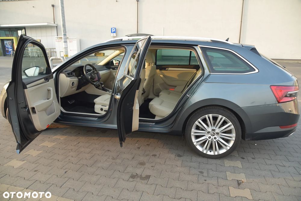 Skoda Superb 2.0 TDI SCR 4x4 L&K DSG - 6