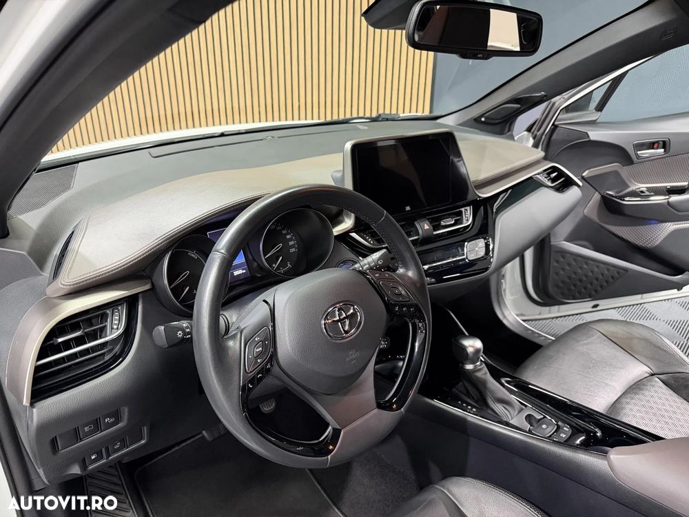 Toyota C-HR 2.0 HSD 184 CP 4x2 CVT Classy - 12
