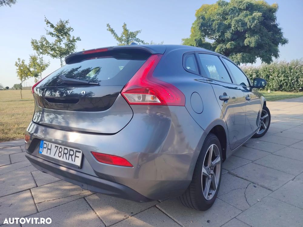 Volvo V40 D2 Aut. Kinetic - 3
