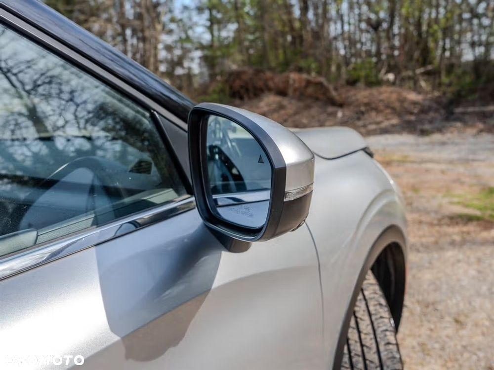 Mitsubishi Outlander - 11