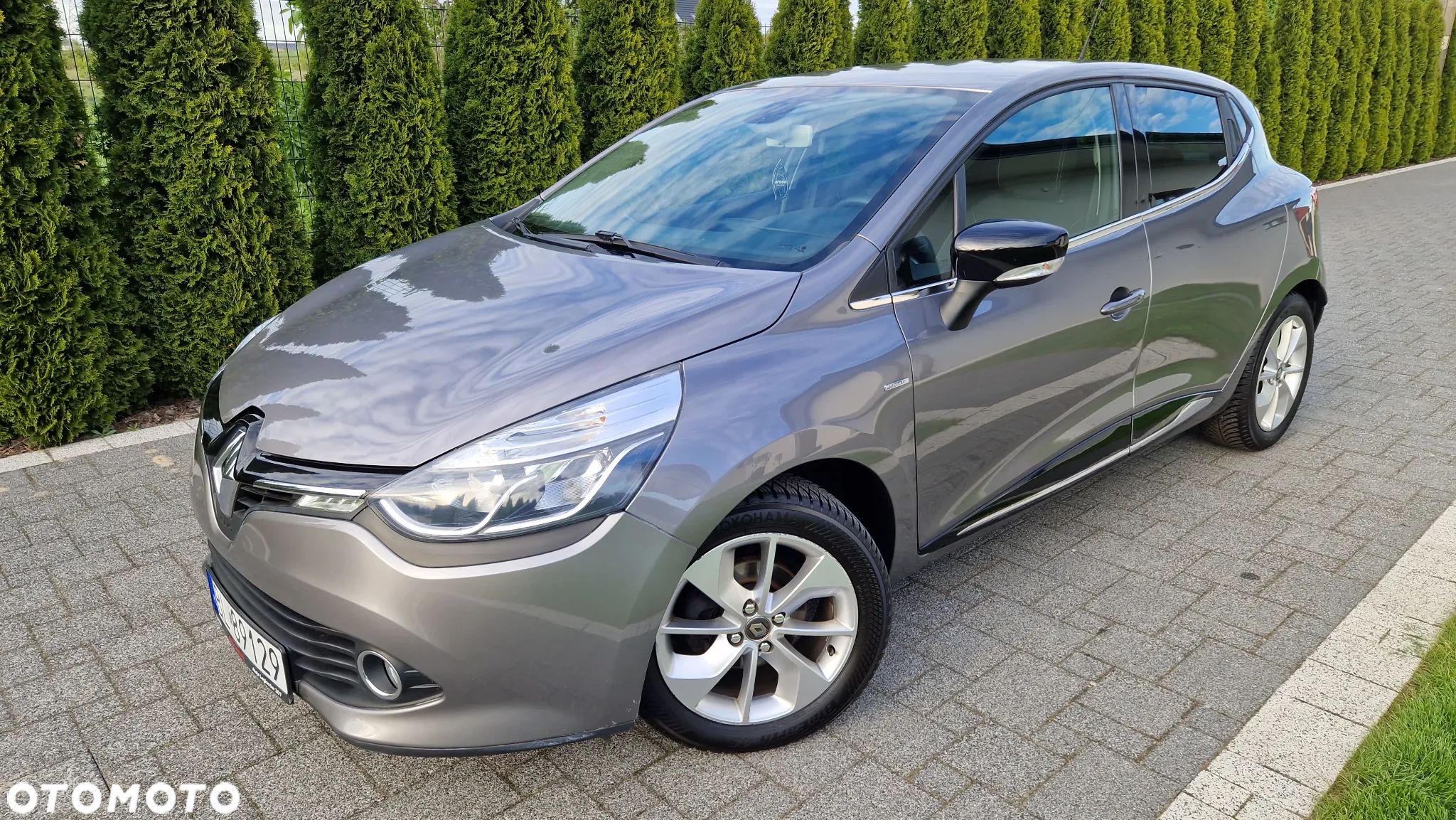 Renault Clio 1.2 16V 75 Limited - 1
