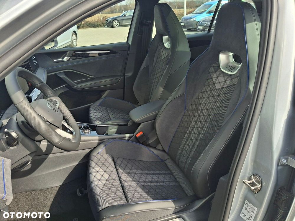 Volkswagen Tiguan - 16