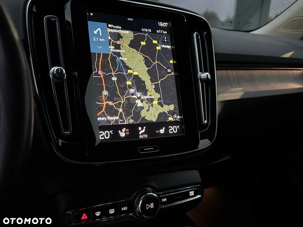 Volvo XC 40 - 28