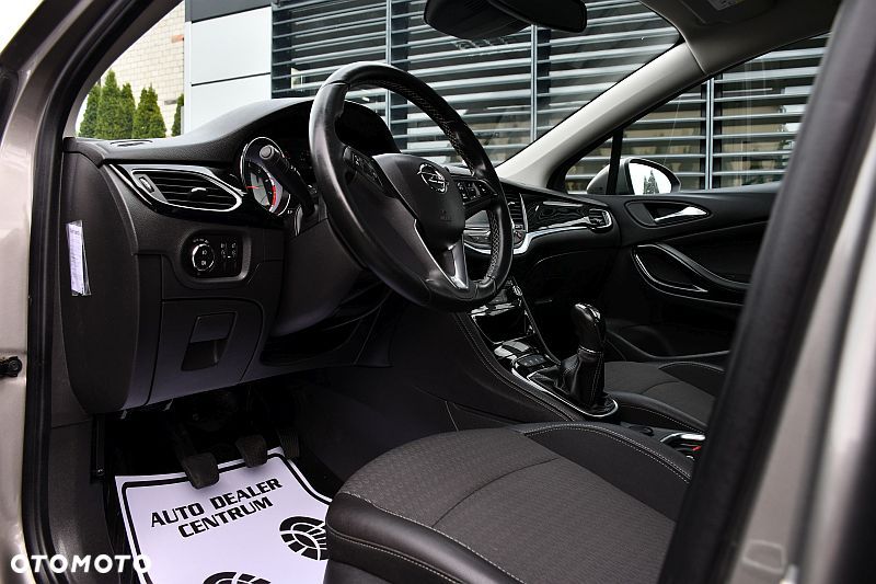 Opel Astra 1.4 Turbo Start/Stop Innovation - 9