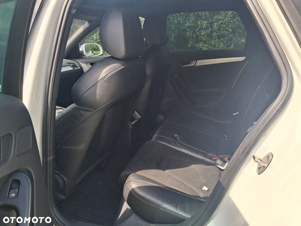 Audi A4 Avant 2.0 TDI DPF quattro S tronic S line Sportpaket - 5