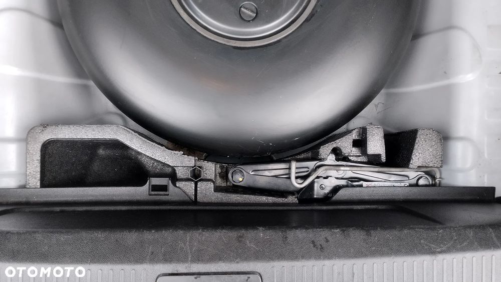 Renault Fluence 1.6 16V Limited - 18