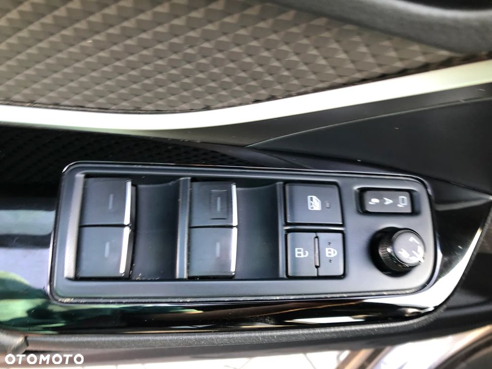 Toyota C-HR 1.8 Hybrid Executive - 14