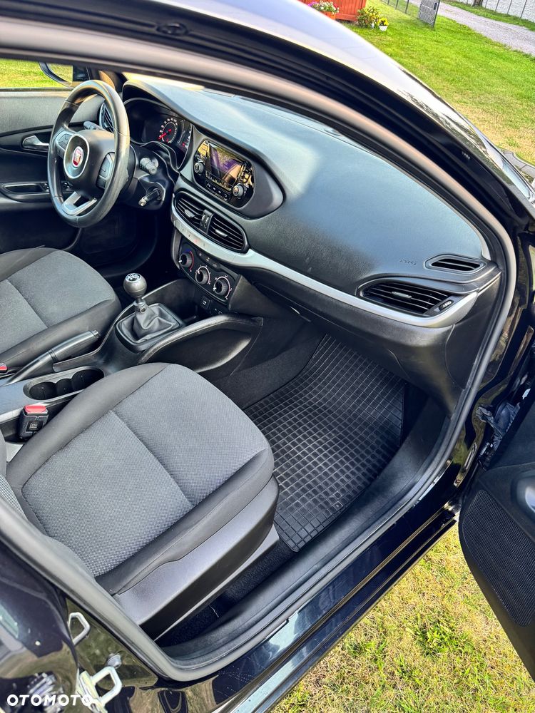 Fiat Tipo 1.4 T-Jet 16v Easy - 15
