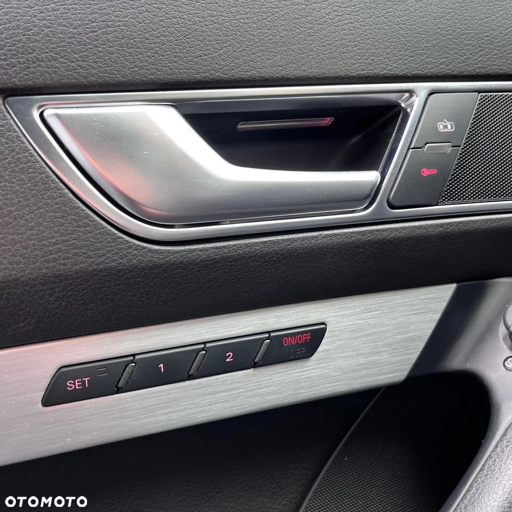 Audi A6 Avant 3.0 TDI DPF quattro tiptronic - 17