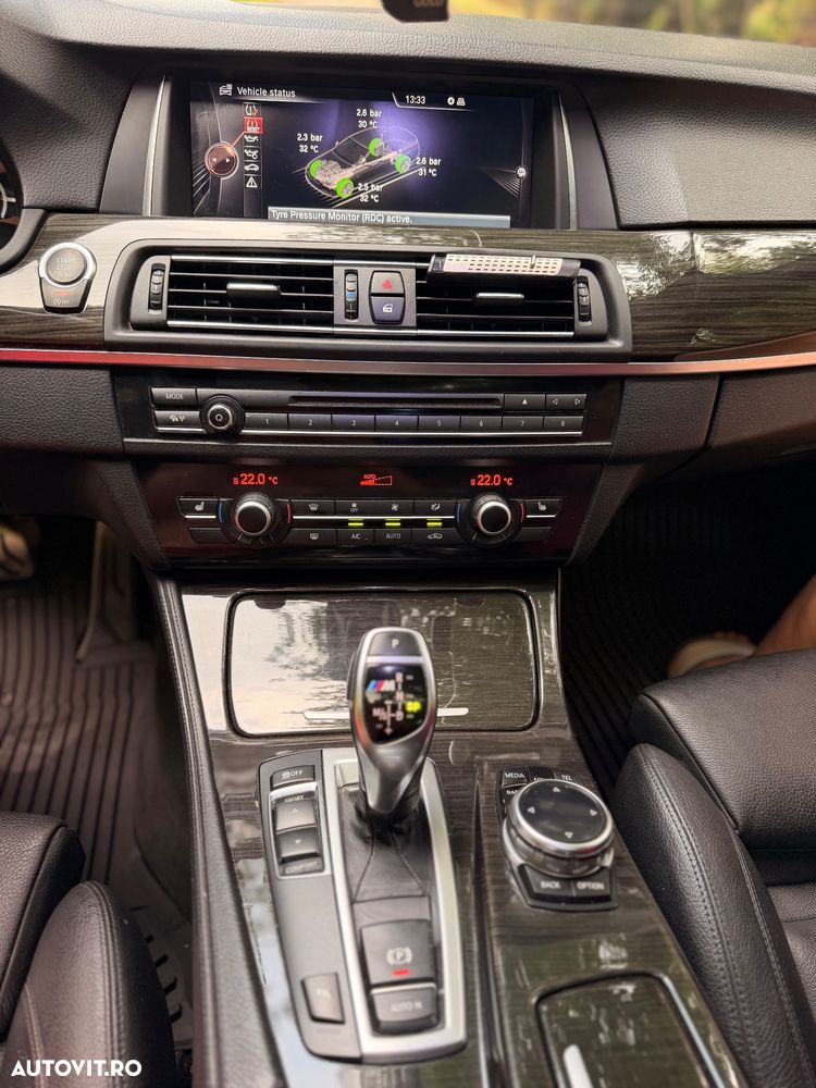BMW Seria 5 520d Aut. - 14