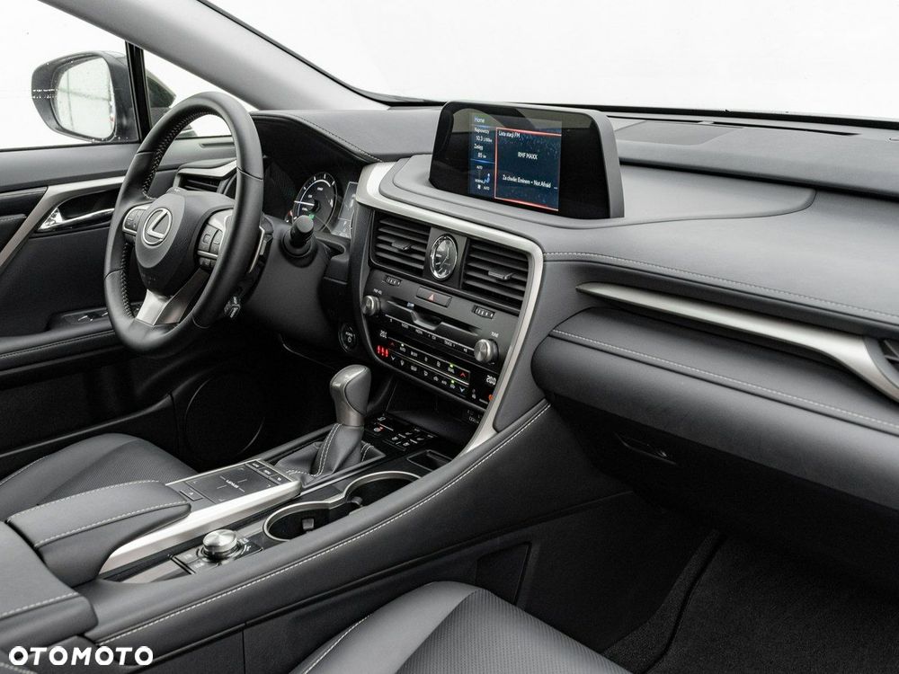 Lexus RX 450h L Prestige - 38