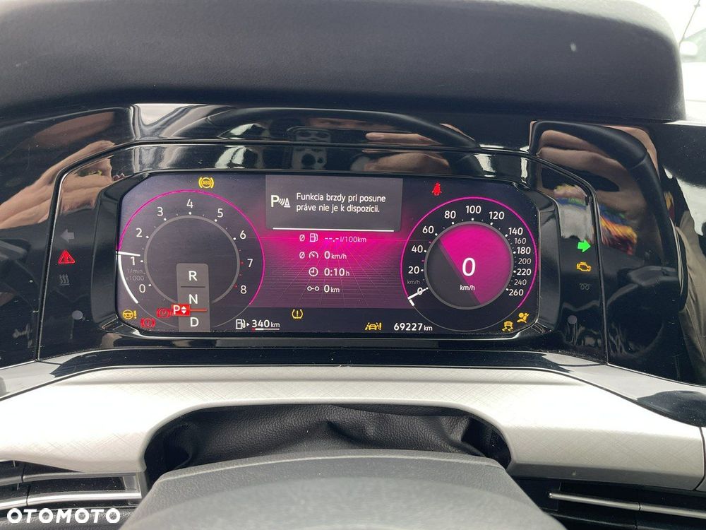 Volkswagen Golf 1.5 eTSI OPF DSG Life - 11