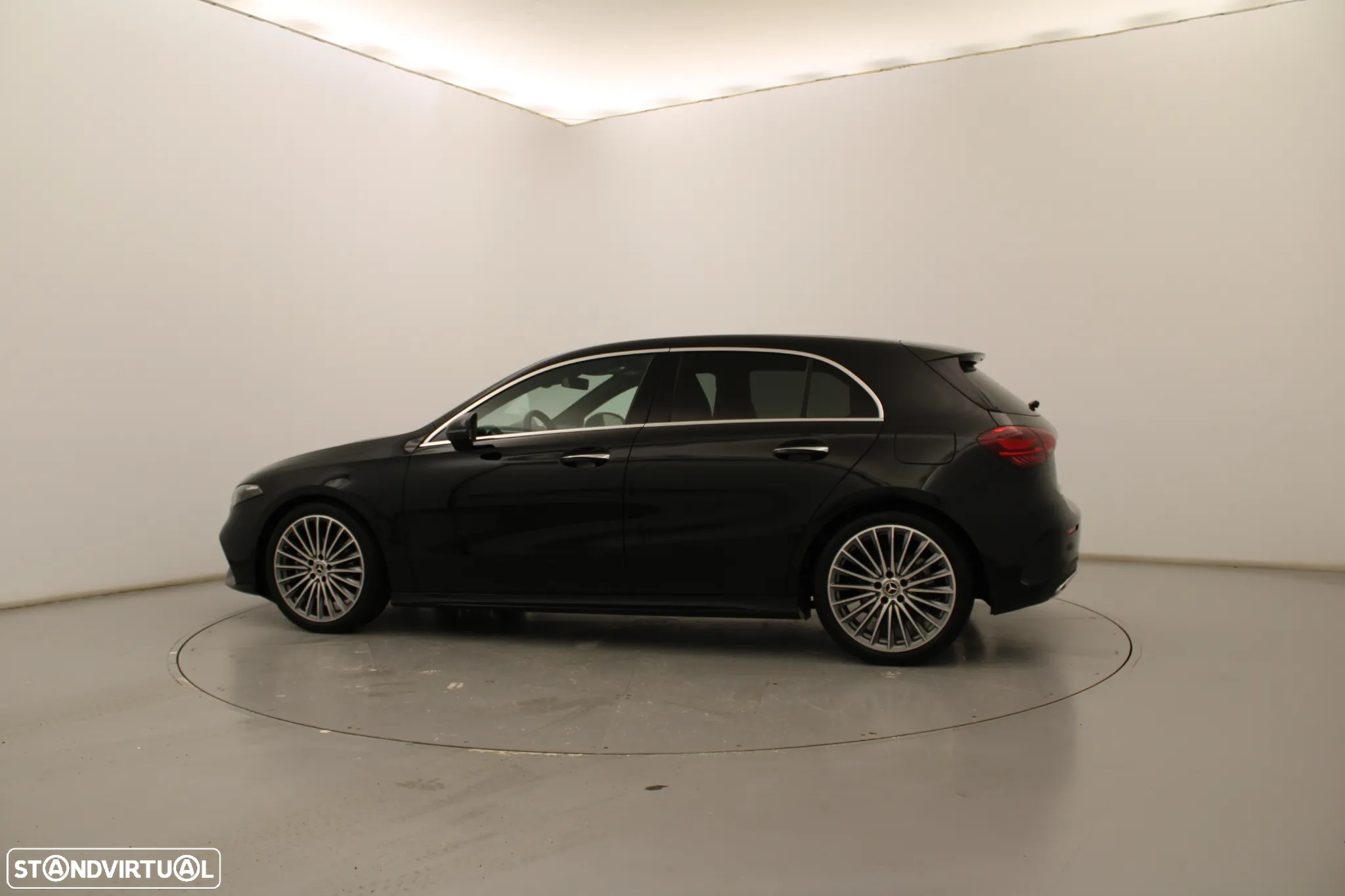 Mercedes-Benz A 200 Standard - 11