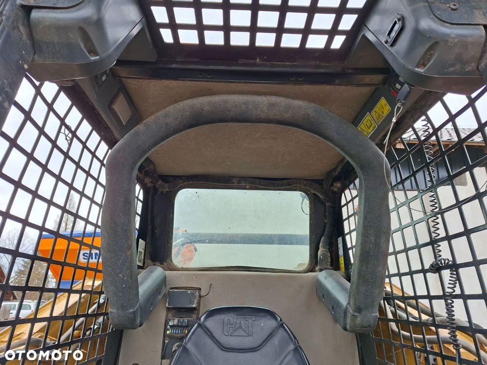 Caterpillar 257 B3 - 12