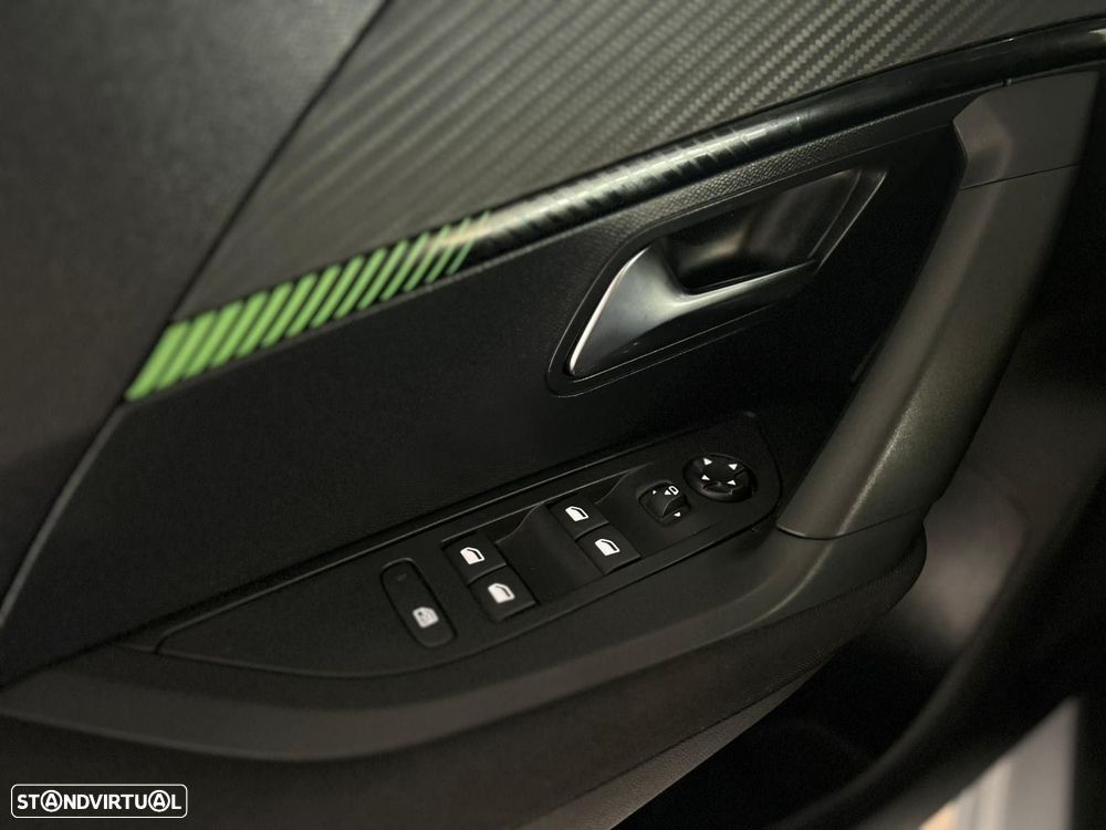 Peugeot 2008 1.2 PureTech Active - 34