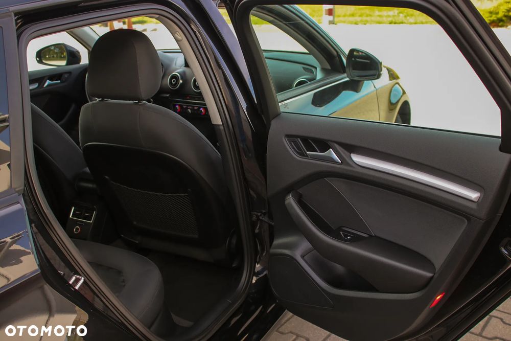 Audi A3 Sportback 1.6 TDI Ambition - 22