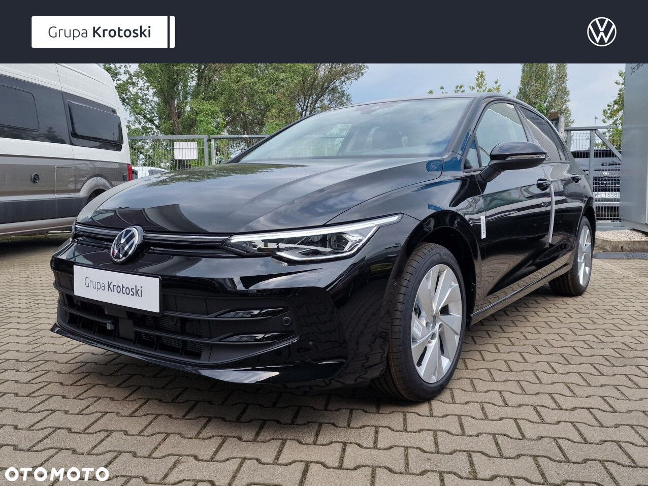 Volkswagen Golf - 1