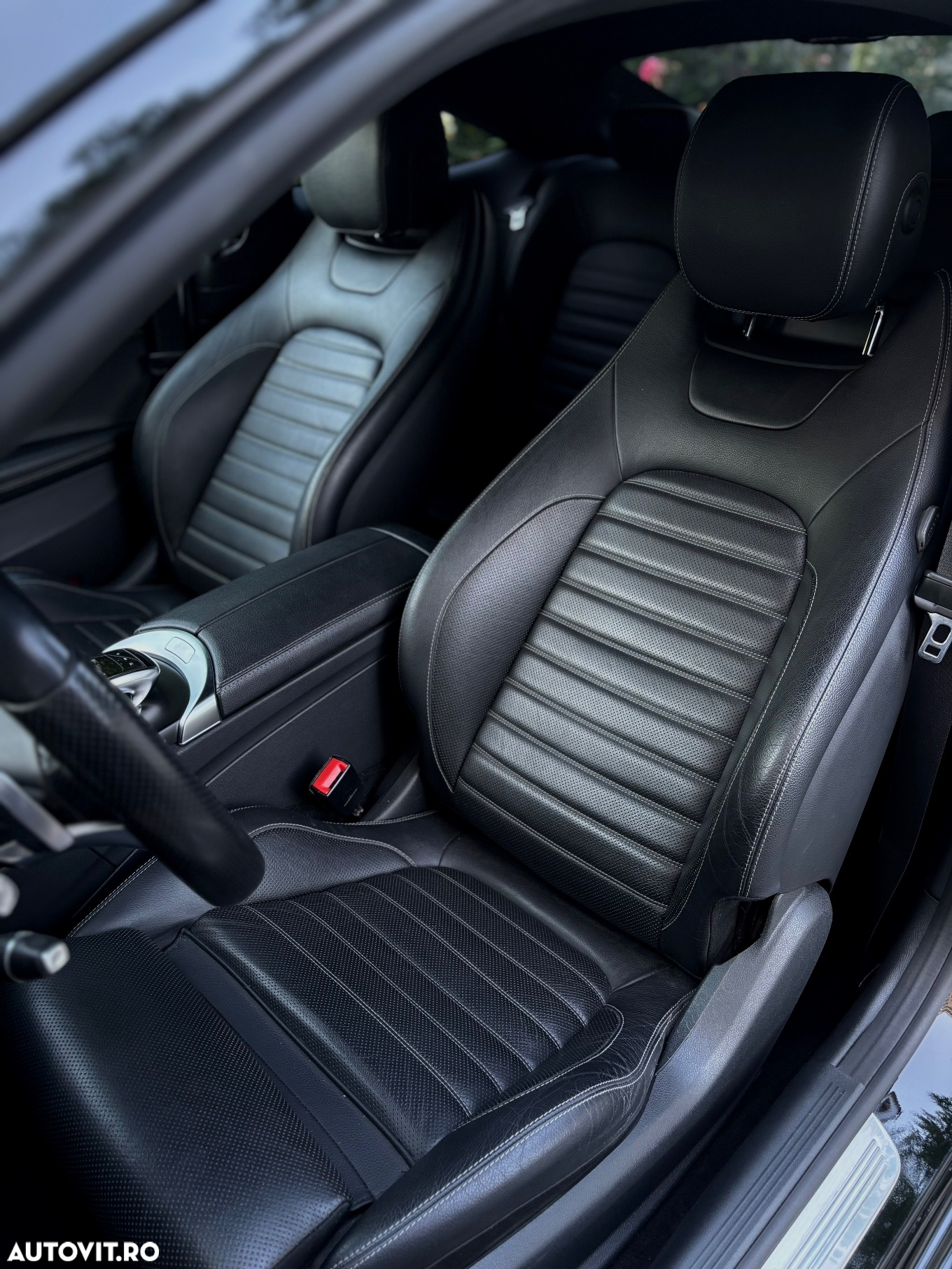 Mercedes-Benz C 250 d Coupe 4MATIC Aut. - 19