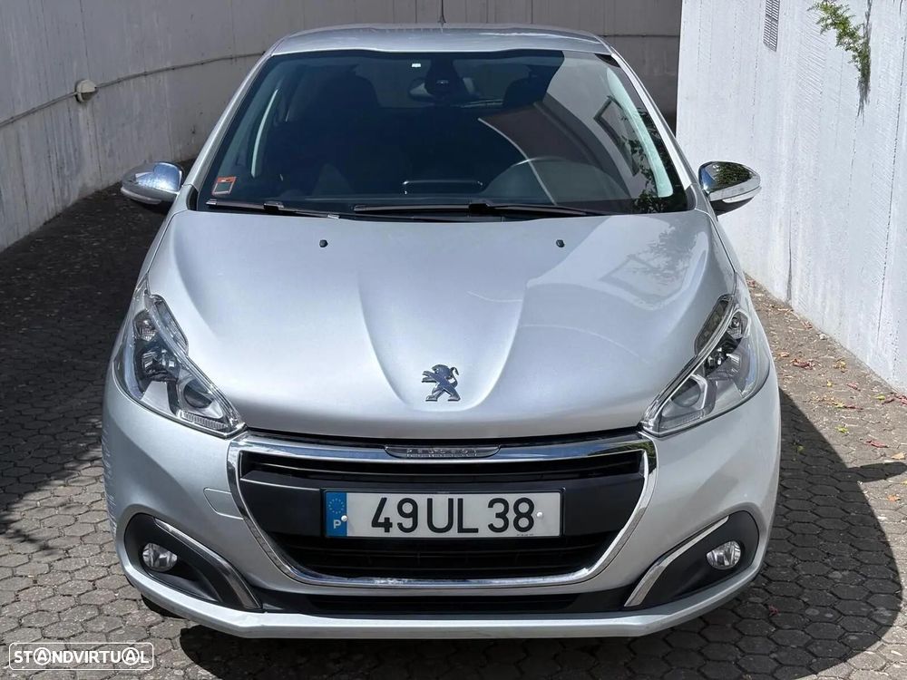 Peugeot 208 1.6 BlueHDi Style - 4